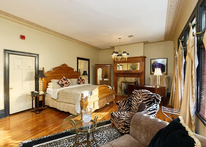 Boggs Mansion Hotel Pittsburgh