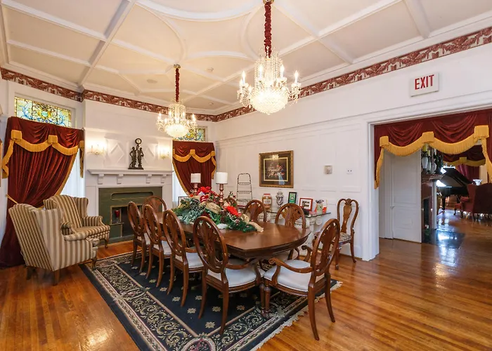 Boggs Mansion 3* Pittsburgh