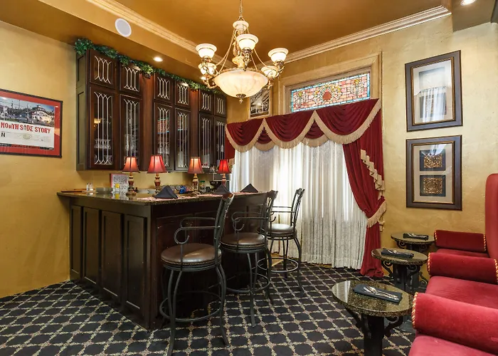 Hotel Boggs Mansion